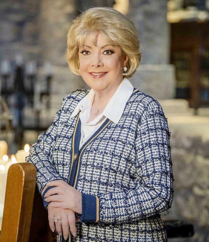 FebreLatina's tweet photo. Aos 87 anos, Jacqueline Andere volta as telenovelas em #InfinitoAmor, nova produção de Salvador Mejia.
Eles trabalharam juntos em #LaMadrastra (2005) e #LasAmazonas (2016). https://t.co/9gVOJoJPXA