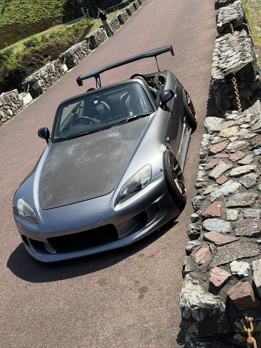 Koma_s2000's tweet photo. 9jでめっちゃ反ってるかっけぇホイールってとこしかみてないから、バカツラすぎてツライチ警察に捕まりそう。 https://t.co/RqGZ2ZNAZX