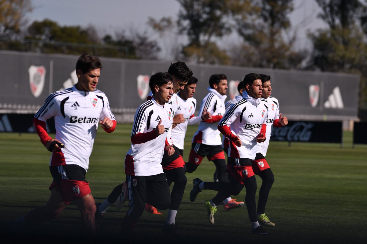 RiverPlate's tweet photo. Martes ✔️ https://t.co/beQ8rsm4sh