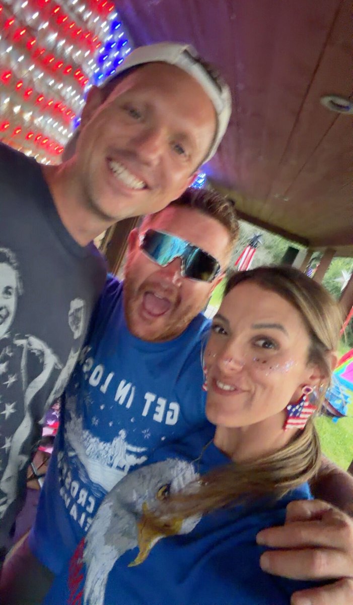 buywithbruch's tweet photo. A little late on the red, white, and blue recap, but the 4th of July weekend was exactly what I needed. I took time to put the phone down, computer away, and enjoy being home.
Hope everyone had a safe and happy 4th! 🇺🇸
#twofifty #fourthofJuly #america #DCL #deepcreeklake #bmore https://t.co/64akIHOuaE