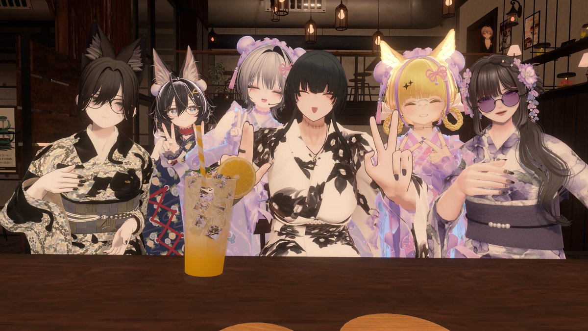 n47su2's tweet photo. OHA  浴衣たくさん！
#cafe小夜時雨 https://t.co/CgOPLVtC7t