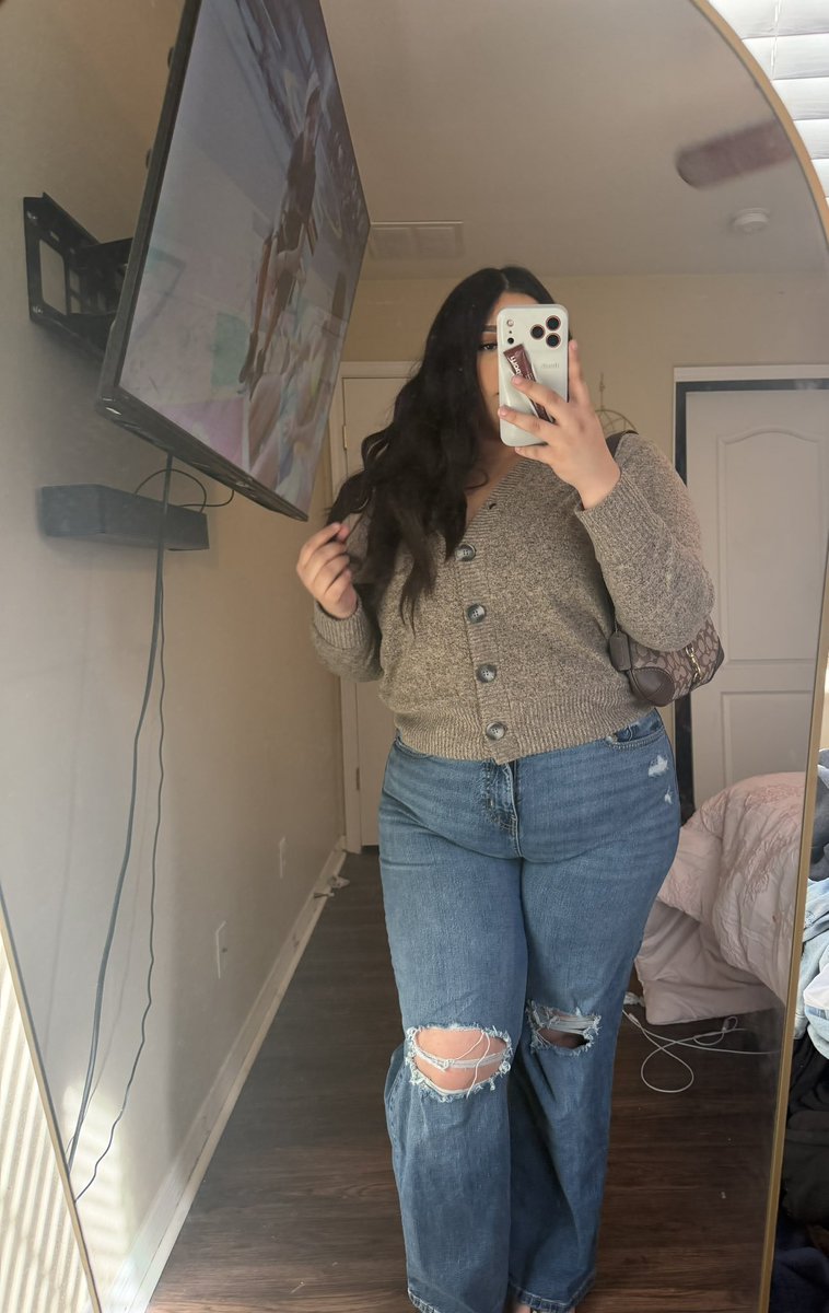 userpinkq's tweet photo. hi im bored ttm, my other acc got taken down 🫩💔 #bbw #az #latina #hmu #moots https://t.co/cpXURS0aBa