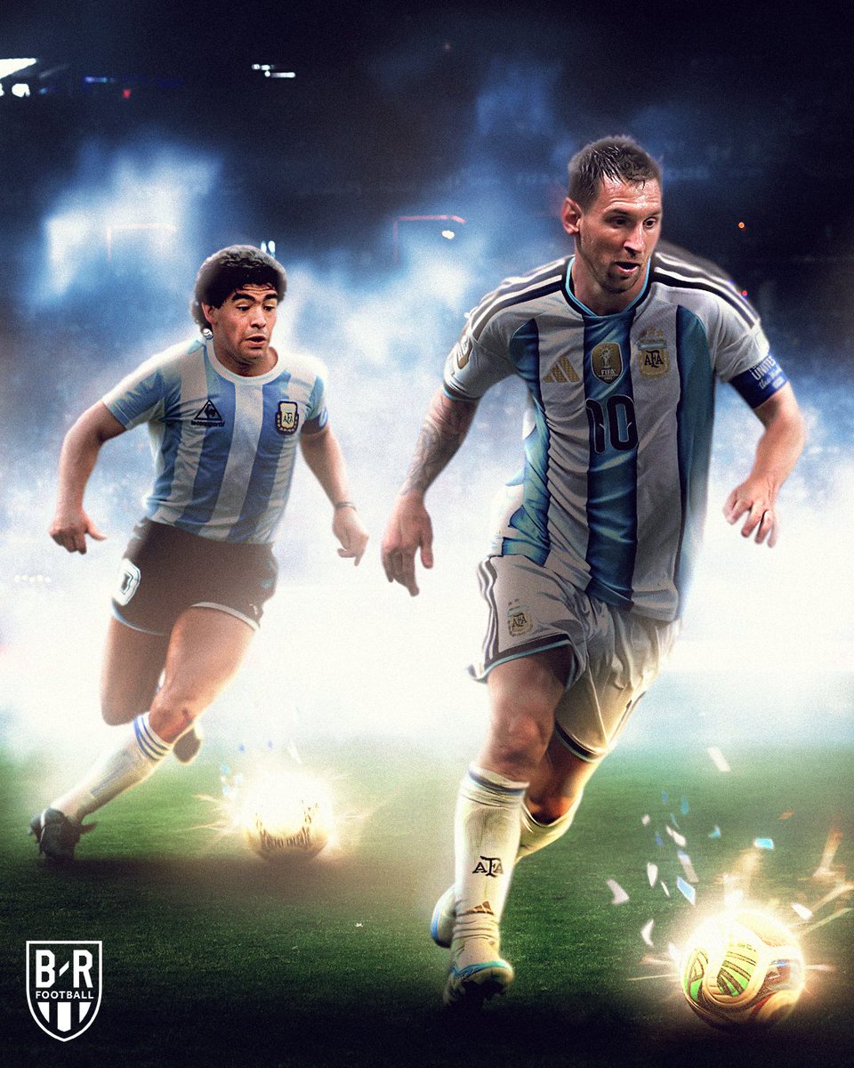 brfootball's tweet photo. With his assist vs. Egypt, Lionel Messi passed Diego Maradona as the player with the most World Cup assists ever (since 1966) 🇦🇷

Messi— Nine 🎁
Maradona—Eight 🎁 https://t.co/NYAbzit6cN