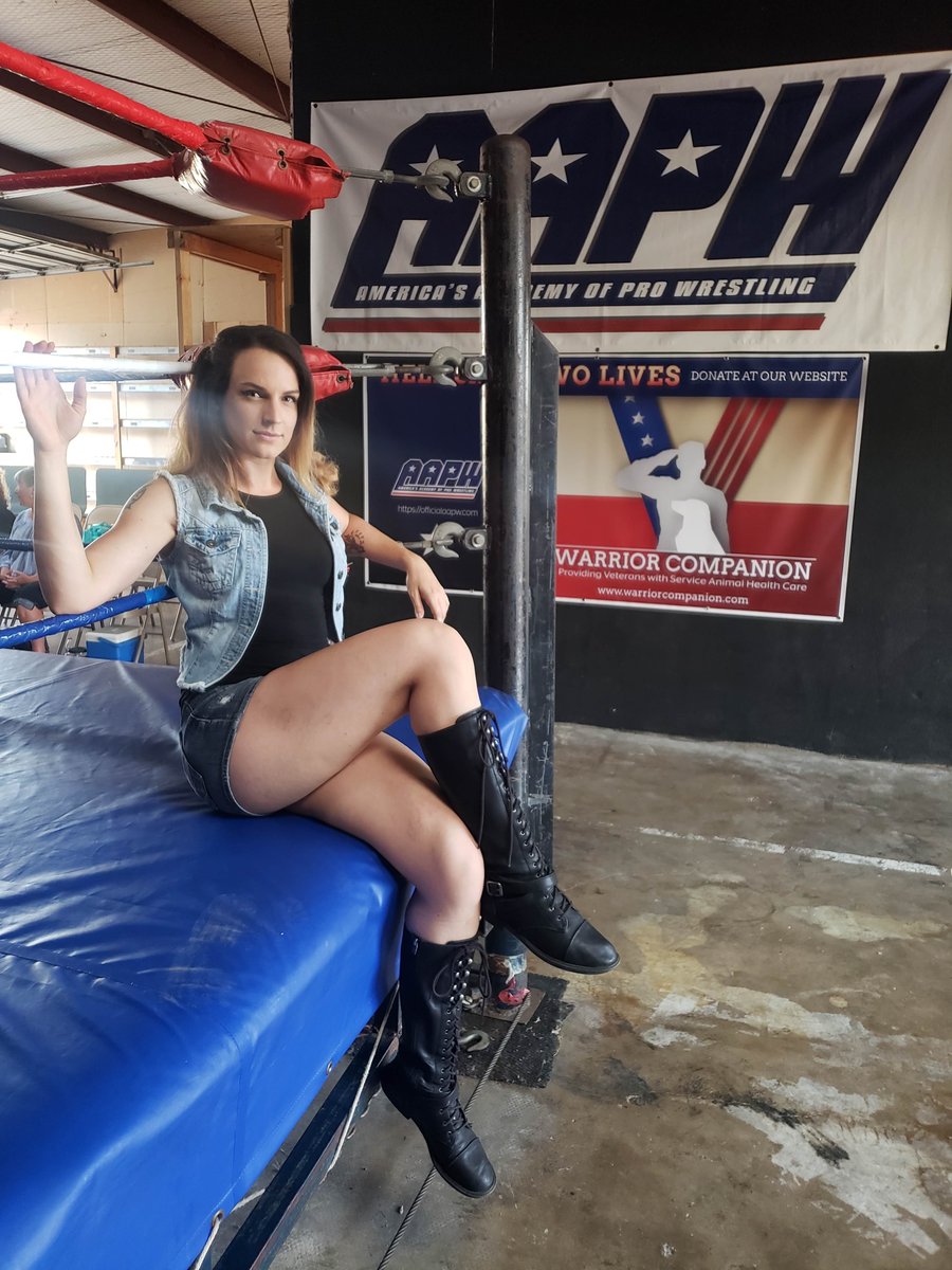 VertVixen's tweet photo. Started in 2019 at 29.
7 years later I am only closer to my dream.
I'm here to kick every door and wall down.

I'm VertVixen and I know I'm the f*cking Best. https://t.co/vdwcs0JM4f