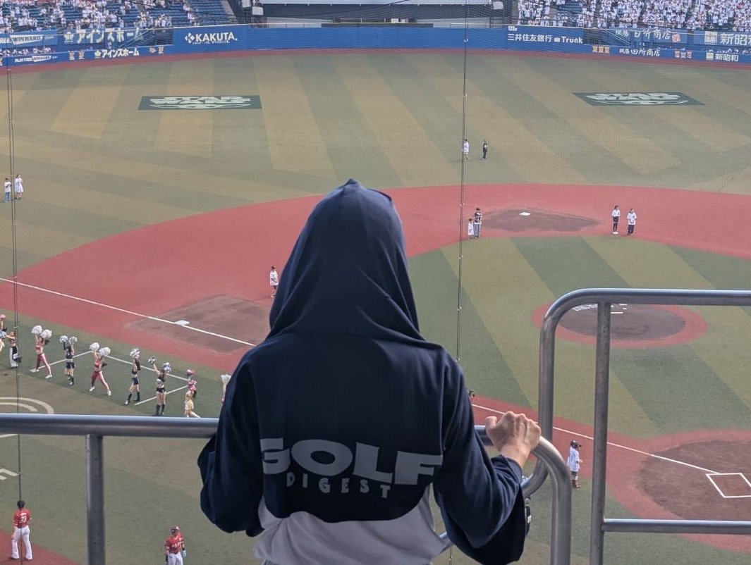 golfdigestjapan's tweet photo. ～ゴルフダイジェストinZOZOマリンスタジアム～
野球観戦もゴルフも‼️
夏の厳しい場所から身を守るアイテム、もう用意できていますか？
【アイスフーディー】https://t.co/engEkh2Hzn
UVカット・遮熱・冷却機能・虫よけ、全て網羅したアイテムがここに🌞
#ゴルフ #夏 #猛暑 #ゴルフダイジェスト https://t.co/K6wswULOE1