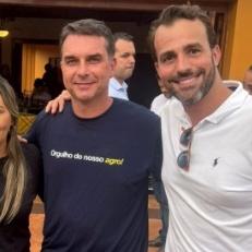 NP__Oficial's tweet photo. "Ele é corrupto, mas é cristão", diz deputado Lucas Bove, aliado de Flávio Bolsonaro

A extrema-direita entende que ser cristão é licença pra roubar https://t.co/KZtQDFl4cA
