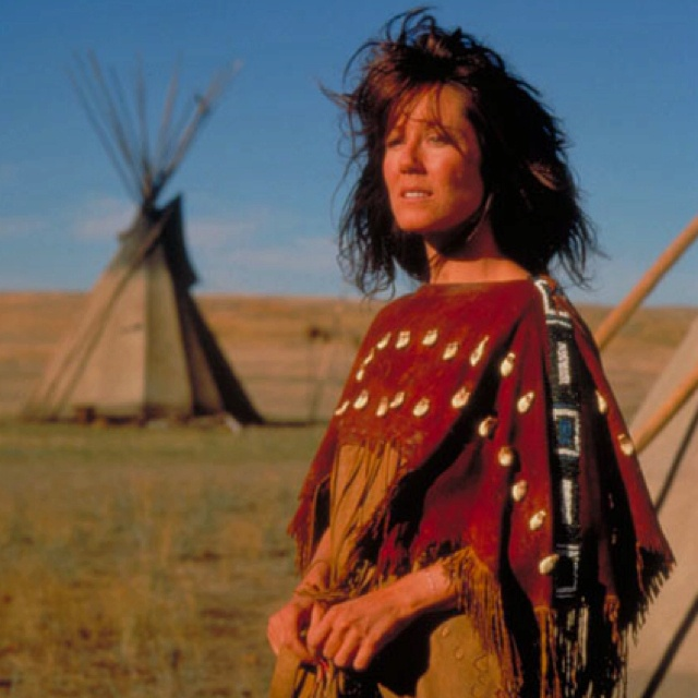 the_thingyguy's tweet photo. @omgsidewalks Uh, that, thingy. That’s it. It's Napépȟeča Nážiŋ Wiŋ(Stands with A Fist) from [Dances with Wolves]. https://t.co/lnXkUoSGI8