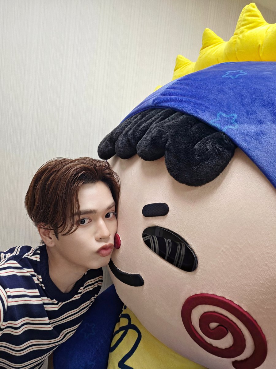 nxxJunniorrs's tweet photo. จุ่มแก้ม(ตี๋ใหญ่)                  ตุ่มแก้ม (ตี๋เล็ก) https://t.co/DbvAx1KT41