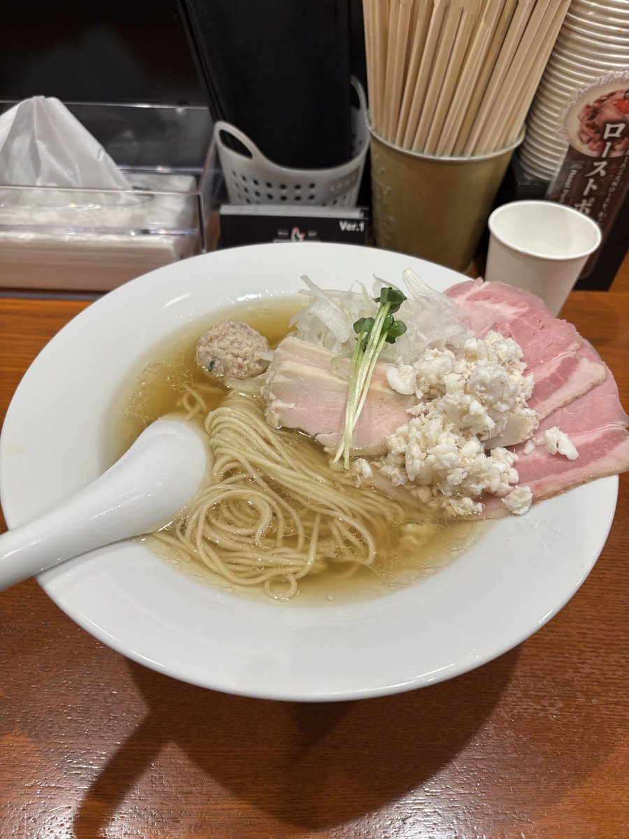 maqi_m17's tweet photo. #六九麺（#高円寺駅）
鯛ラーメン　1,200

166／2,976
#弊社マネ麺
#有麺団
#ラーメン
#限定
#完飲
#連れ麺団 https://t.co/XyHF7UMsr0