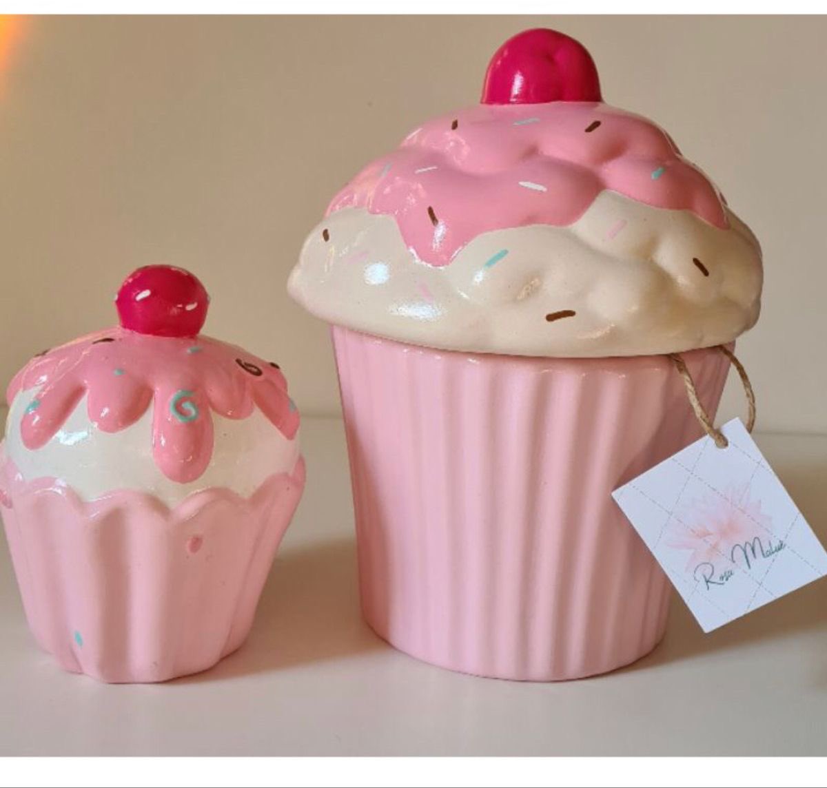 sakurafraise's tweet photo. i need an insane amount of cupcake decor for my dollhouse https://t.co/EjdjGHcbqL