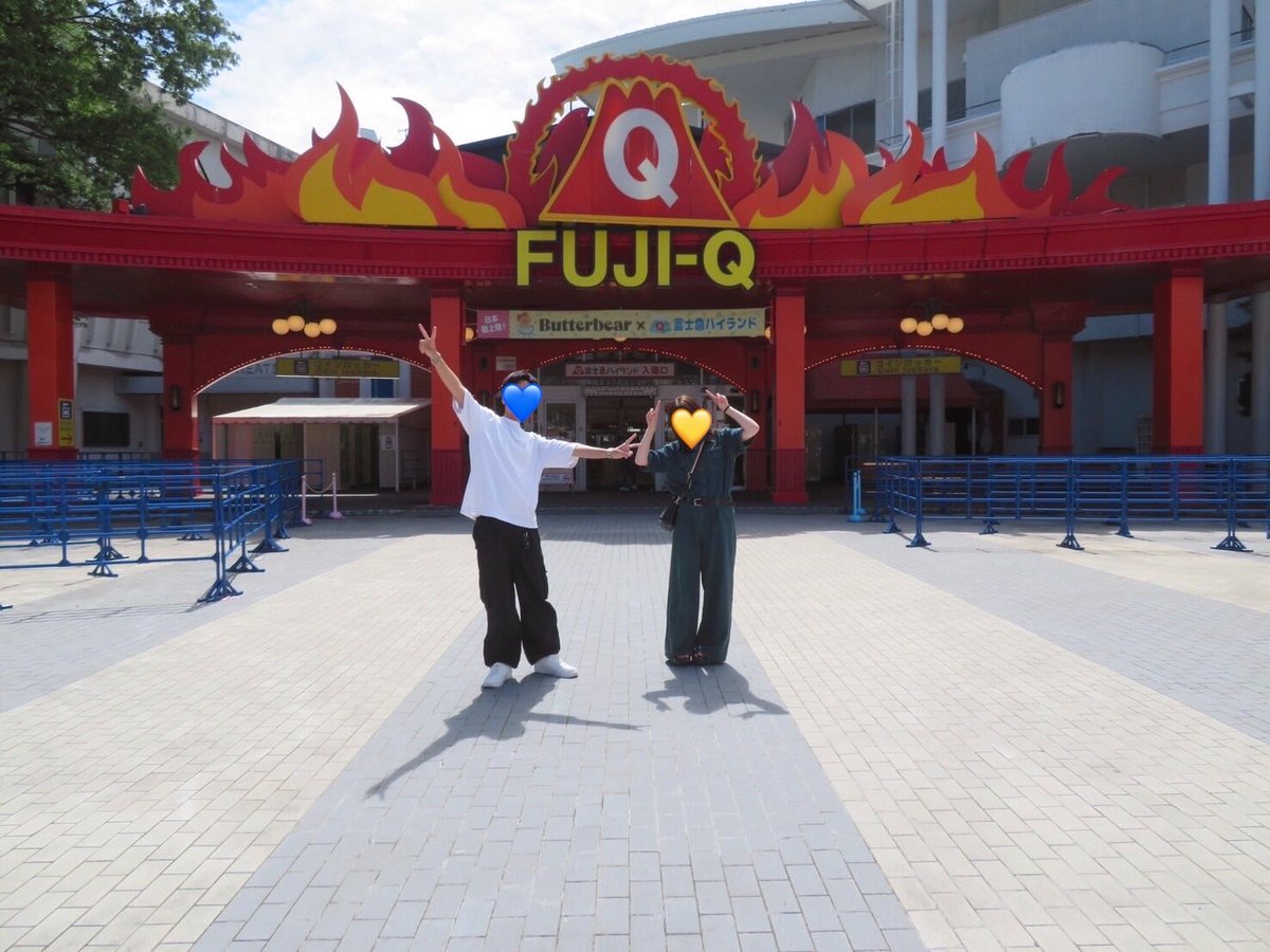 megumegu0505's tweet photo. 御殿場グランピングしてきた♡
アウトレットもいったし、富士急いってきたー！念願のZOKKON♡ https://t.co/20h8k4s8SM