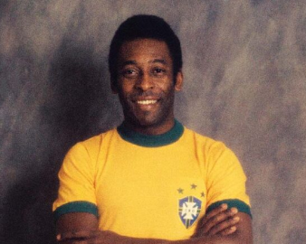 wellingt0nbobo's tweet photo. se o messi fizer mais uns 4 gols e ganhar essa copa acho que vai ficar meio dificil de negar que ele superou o pele https://t.co/CoEhBsaQvc