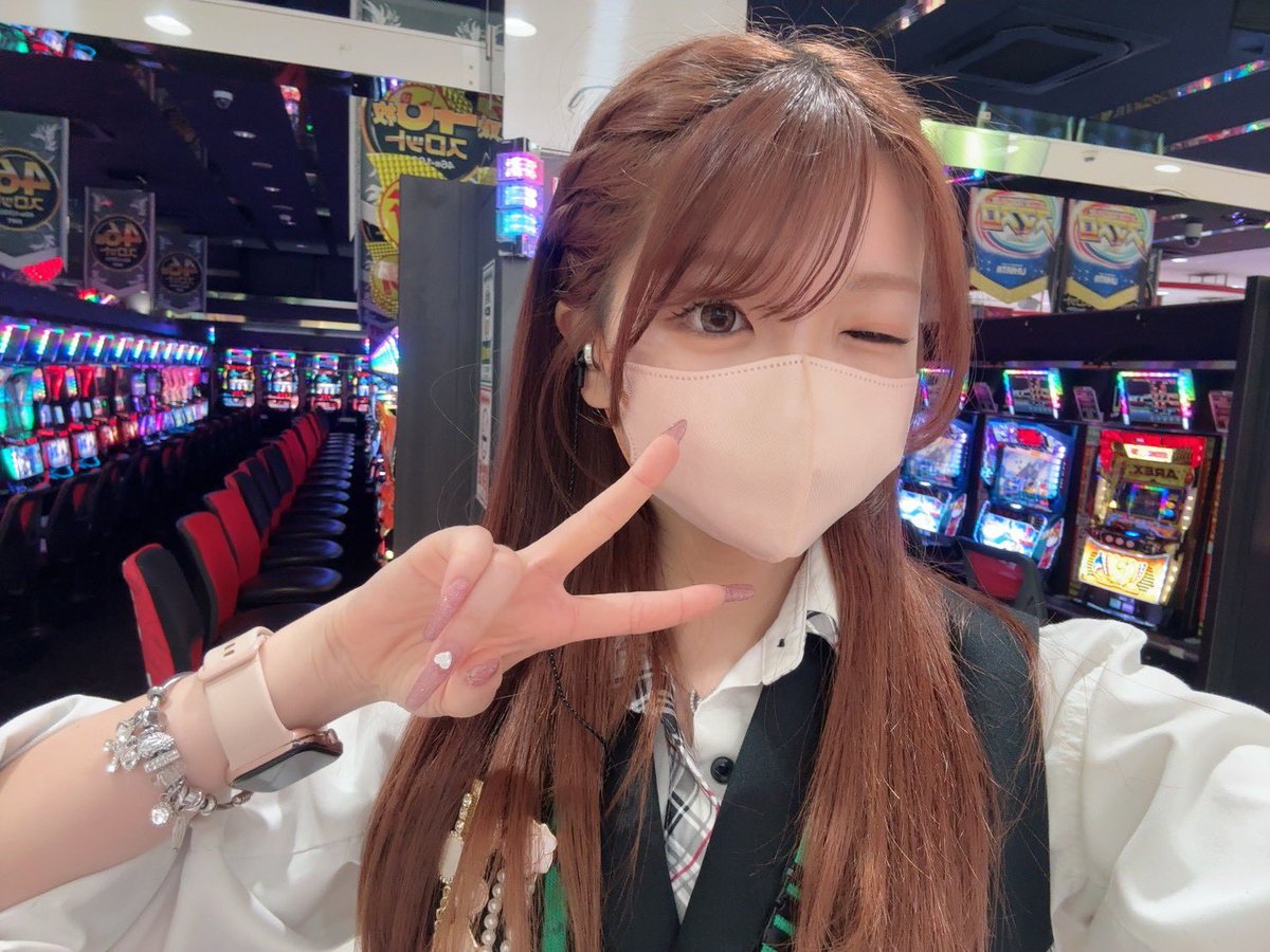 LAKATA_RAYSATO5's tweet photo. おはよ🐣💓

リゼロ見た？？？
さとぴ4期一日でイッキ見した"(∩>ω<∩)"
一番好きなアニメなの⏳⚔️✨

奪還編始まる前に
また1期から見返そうかなദ്ദി＞ᴗ＜)🎀✧ https://t.co/oWFBD8uqfF