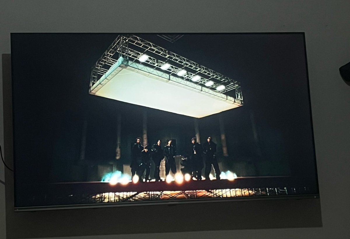 urluvkook's tweet photo. hoy por tv el 3 de oct en vivo https://t.co/3Nj7w7PCTC