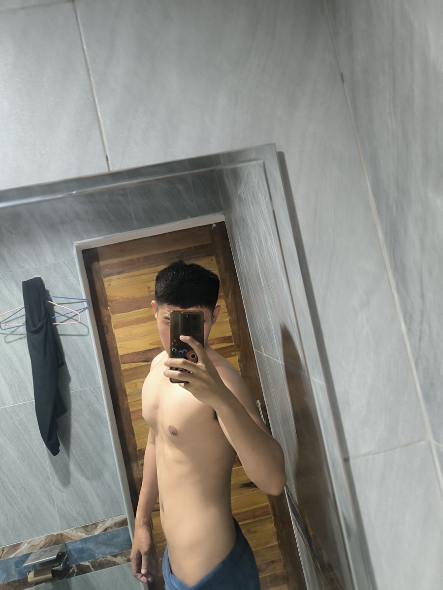 SeedingSex's tweet photo. อาบน้ำไปทำงานกัน��่ะ 

#บ่อวิน #ชลบุรี https://t.co/HZsv5hdZyh