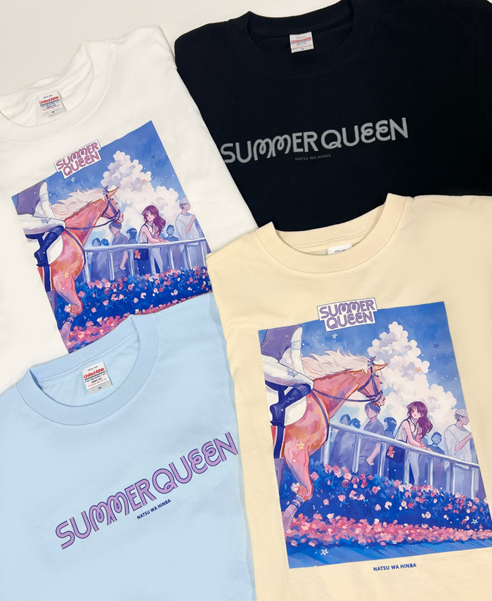idolhorse_10th's tweet photo. 👑𝑺𝑼𝑴𝑴𝑬𝑹 𝑸𝑼𝑬𝑬𝑵👑

『夏は牝馬』の格言をテーマに
夏競馬グッズが新登場🆕🏝️

まぶしい夏空の下、交わる視線が印象的なメインビジュアルは
眩しい様(@MABUSHI__)の描き下ろし🐴👸
 
イラストやロゴが映えるグッズが盛り沢山✨
 7/10よりターフィー通販クラブ、ターフィーショップ等で発売❣ https://t.co/Xz75Y0E4ot