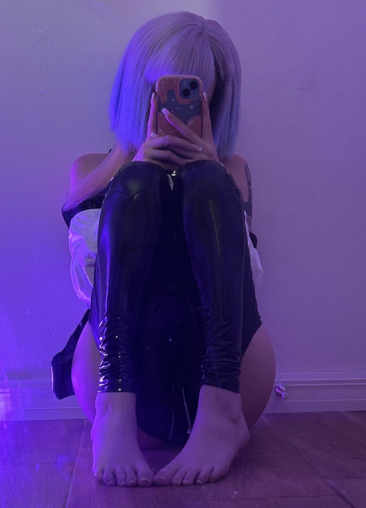 Lannytehe's tweet photo. Lucy from Cyberpunk cosplay 🩷 https://t.co/R34IWez5YV