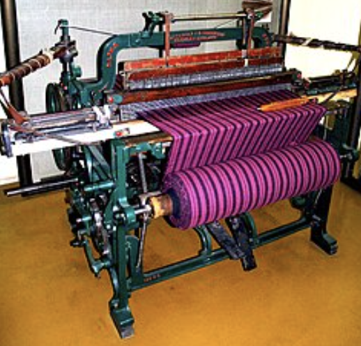 GTAutoSol's tweet photo. https://t.co/B6urZsxl0T

WHY ARE WE SENDING AN IMAGE OF A DOG CASH CAT IS A PHOTO OF A CAT 

SO LETS SEND A PHOTO OF AN ACTUAL LOOM WTF R WE DOING https://t.co/6mDpvyMXCi