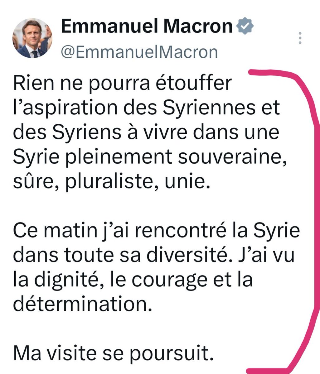 DelphineSankara's tweet photo. 🔴Mali🇲🇱/Ce n'est pas les Maliens qui soutiennent @GoitaAssimi c'Est #Assimi qui soutient les Maliens 🇲🇱 !
La France🇫🇷 d'@EmmanuelMacron va devoir renverser les Maliens🇲🇱 avant de prendre le Pouvoir au Mali🇲🇱.
La Lutte Continue.... https://t.co/EJkgALqRXf
