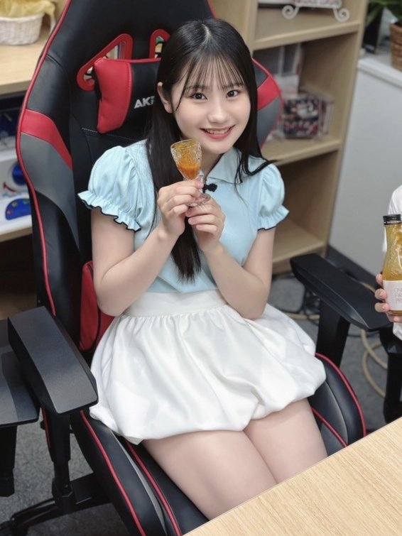 ふうちゃん様 ふうちゃんの太ももがとても白くて、ますます好きになった！！考えて