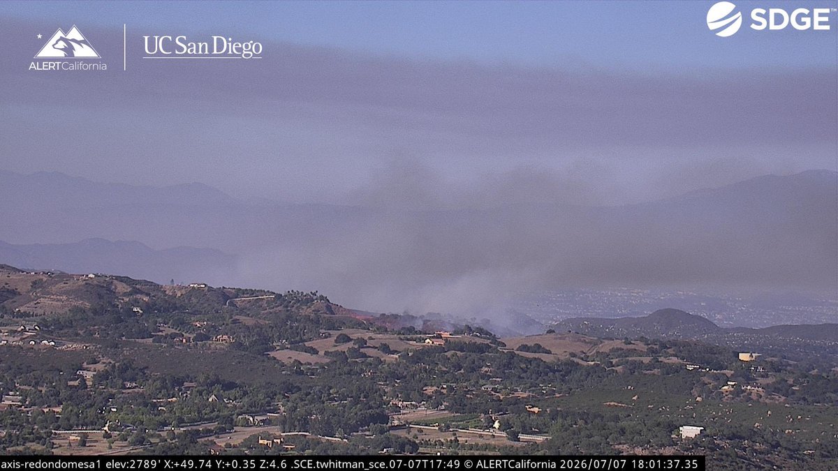 DanielFireTruck's tweet photo. #VolcanoFire This is the Current View, Air Attack 310 is continuing the (No Divert) on the Air Tankers for Life Safety.

AA310 is working to get Retardant on the Right Flank and Head. https://t.co/Wtc5OSYICz