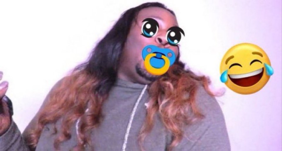 ungodlywests's tweet photo. trinity giving aniya her wig omg #HEALINGS #SISTERISLAND #loveislandusa https://t.co/er0wiC5hHj
