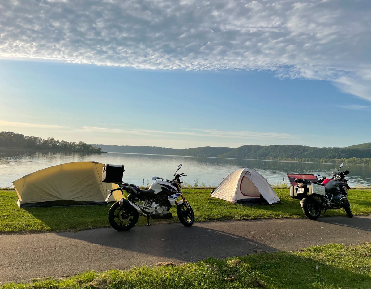 SasuRider0420's tweet photo. 令和なのに無料、しかも予約不要🏕️
北海道でおすすめの無料キャンプ場4選

①呼人浦キャンプ場（網走）
②みさき台公園（初山別）
③ふるさとの森森林公園（幌延町）
④天塩川リバーサイド（音威子府）

予約が必要なキャンプ場は苦手です😉 https://t.co/pSlTRfBQ0S