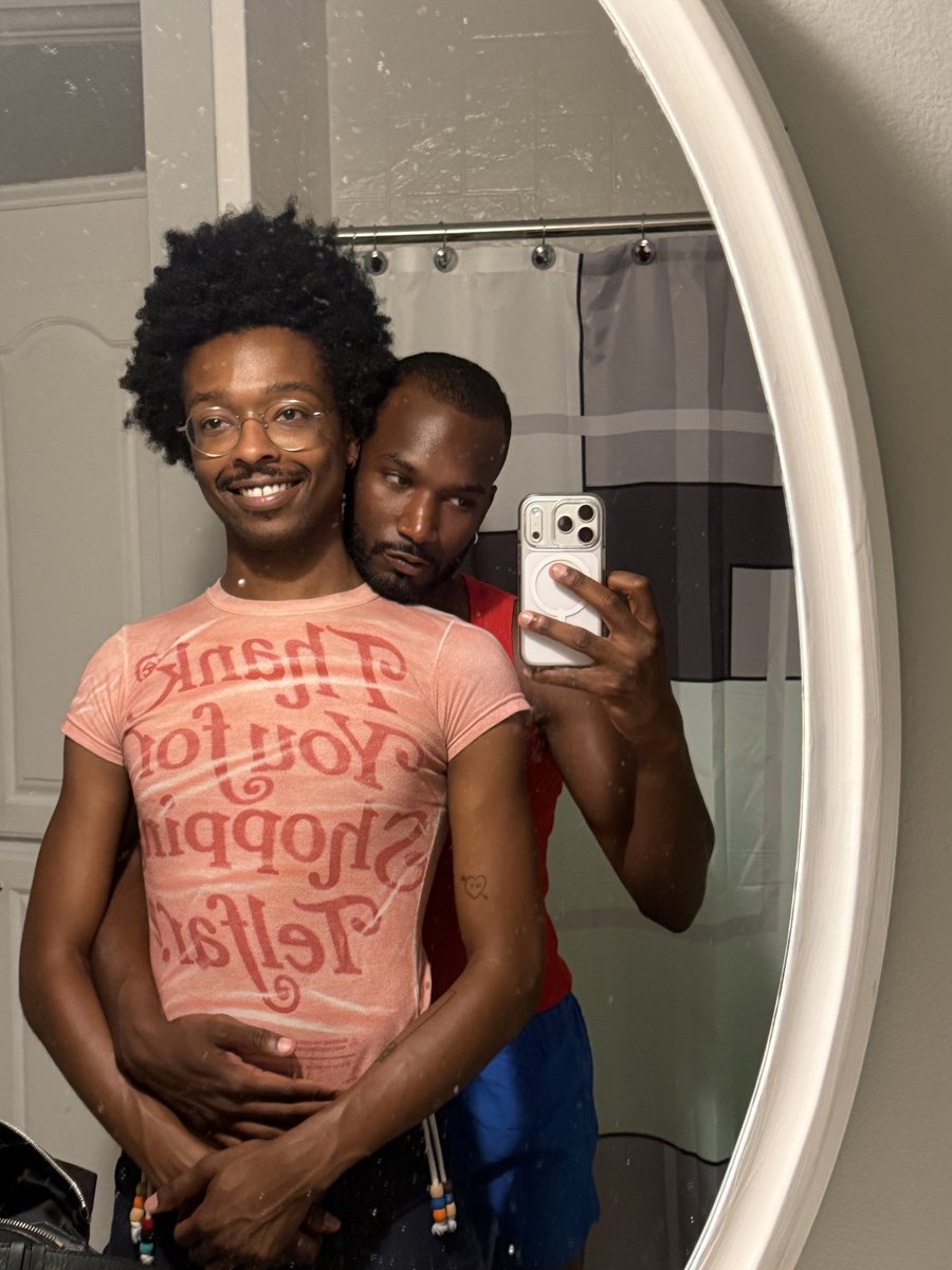 InternetXavier's tweet photo. My Boyfriend took me to his Family Reunion this weekend 🥰 https://t.co/4Kp6EEfOFm
