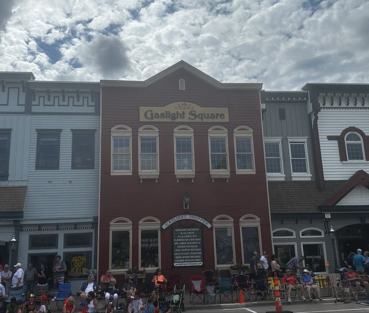 GoddamnHardpan's tweet photo. I went to Gaslight Square and everyone told me they didn’t know you but I could tell they were lying https://t.co/0UN6OOAyun