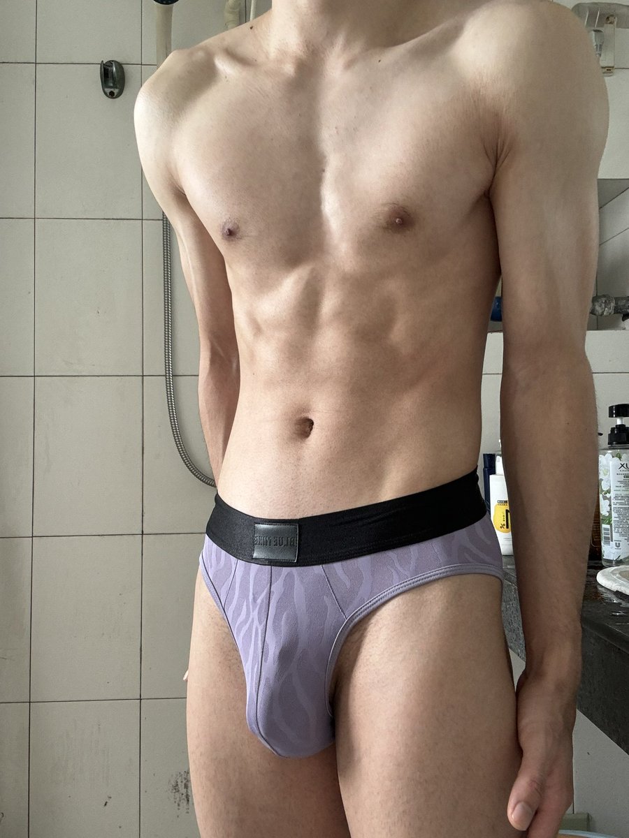 clickslx0's tweet photo. #薄肌 #锁狗 #贞操锁 #直男 #m  #鸡吧 #三角内裤 #摇锁 #平板锁 #反差 #射精 #细狗 #4i  #插射 #阳痿 https://t.co/eQludOCXx9