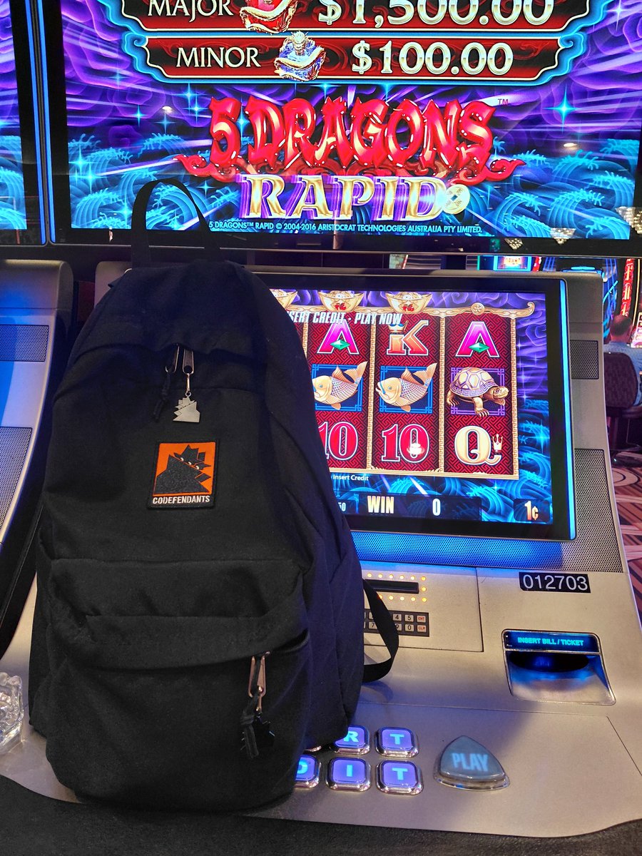 DukButterCheech's tweet photo. Smoke break. 160k in chips. #mainevent2026 #punkrockerplayingpoker Lets Goooooo @RazorSharpPicks send me some good juju https://t.co/8jTth2AvgX