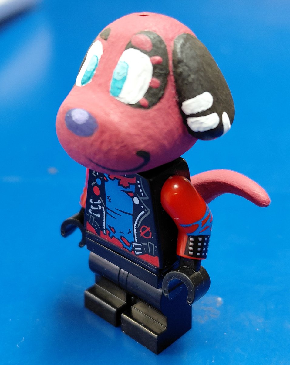 DedmanDaDed95's tweet photo. Shiiiiiiiiii I never shared this weird lego minifig I got from this lego set that was supposed to be Goldie. Oh well, the better choice uwu #cherry #animalcrossing #lego https://t.co/6D8QCKYicl