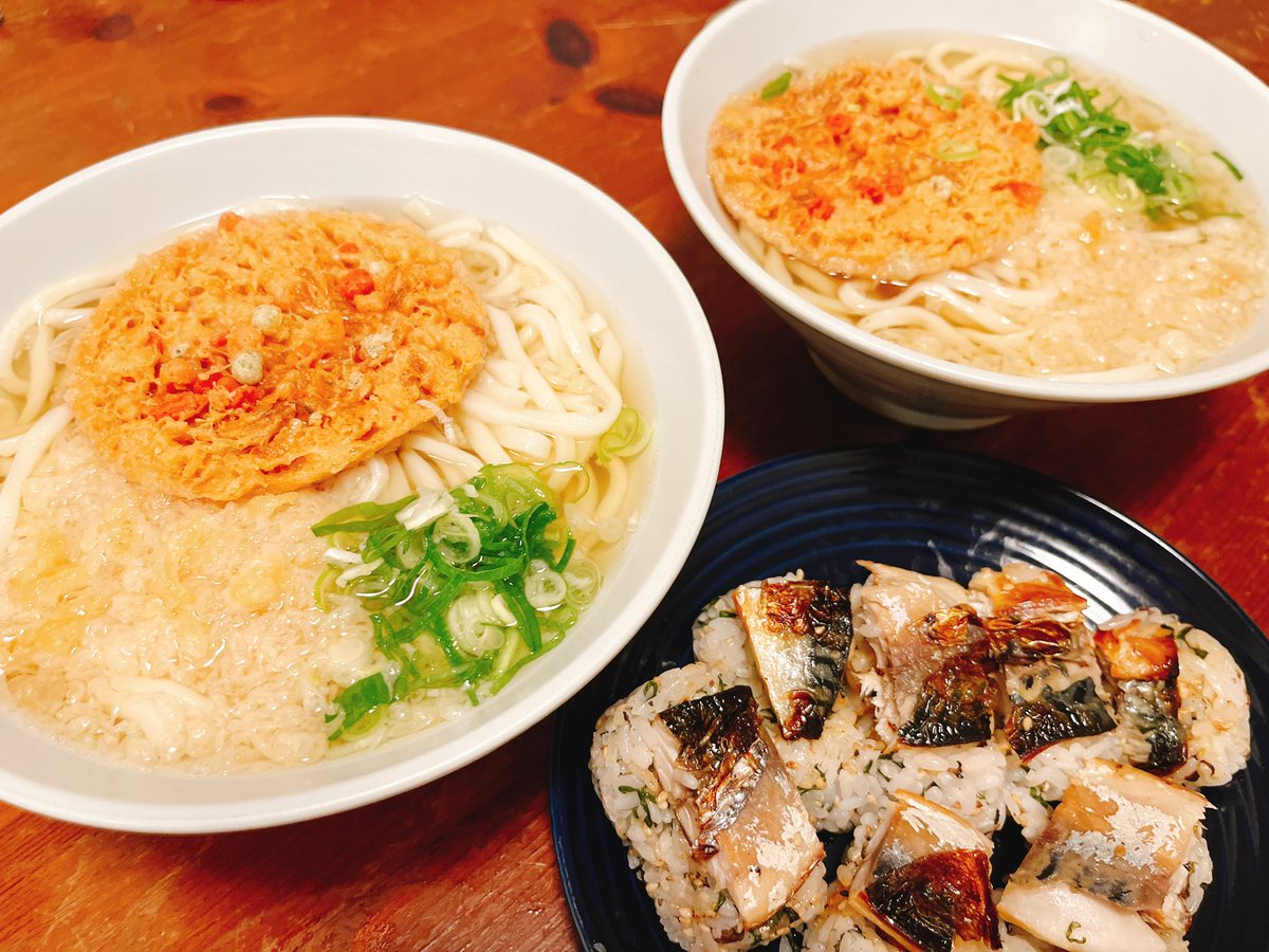 Spice_Plus's tweet photo. 最近夕ご飯あげてなかった。。
1枚目↓
手作りの鯖あぶりの押し寿司と、海老かき揚げうどん
2枚目↓
手作りからあげと、厚揚げとナスの煮込み
毎日、美味しい手料理ありがとう(´∀｀) https://t.co/nO6IRTN1Km