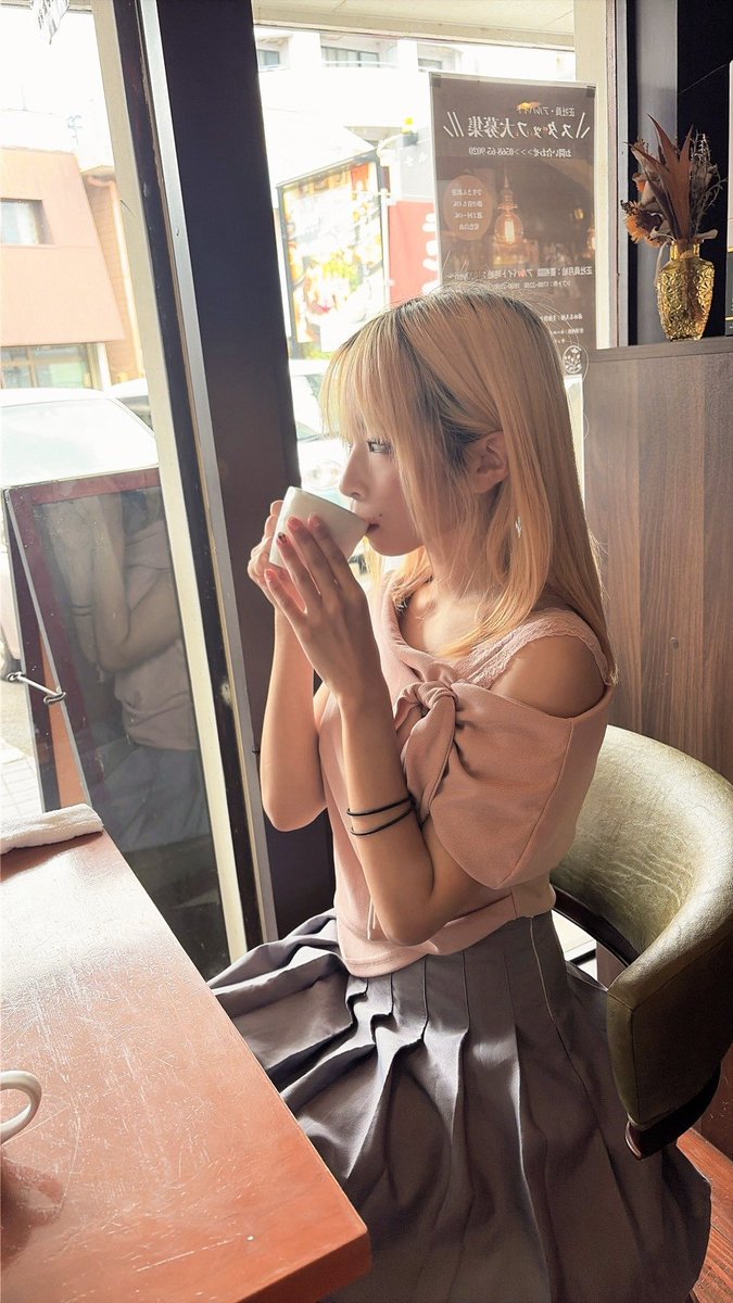 amu_portrait's tweet photo. お友達とカフェ☕*° https://t.co/fR0OrthpdK