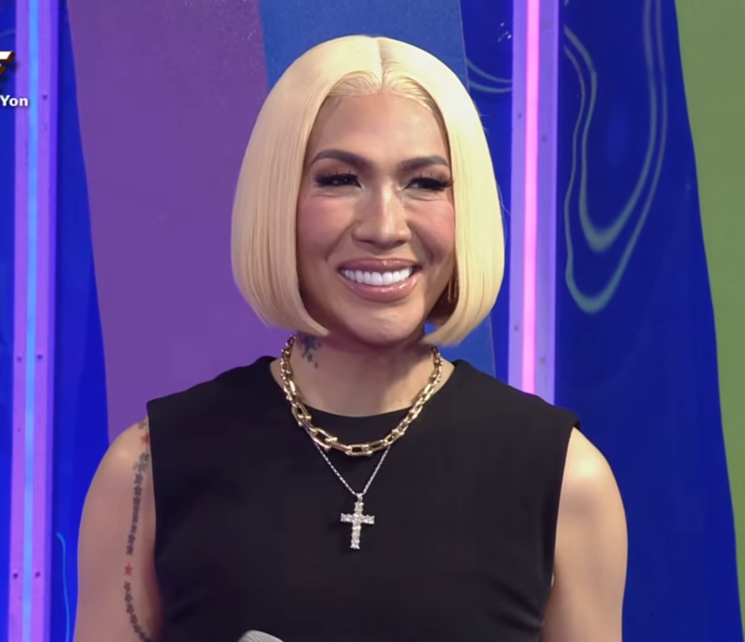 glamourvice's tweet photo. her smile!🥹🤏

#ViceGanda https://t.co/Dw0decqLwK