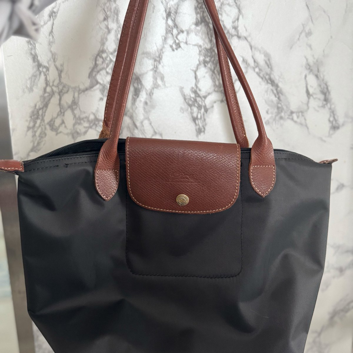 Mybabysvt's tweet photo. Longchamp สีดำ 🖤
ปล่อยต่อ ใช้เองค่ะ
ไซส์ S ใส่ไอแพดได้ หูยาว

ส่งต่อ 1200฿ รวมส่ง
ใช้งานได้ปกติ 

มือ2 สภาพตามการใช้งาน

สอบถามเพิ่มDM ได้ค่ะ

#กระเป๋ามือสอง #กระเป๋ามือสองสภาพดี #กระเป๋าแบรนด์เนม #กระเป๋าlongcham https://t.co/Rk0stYGHa2