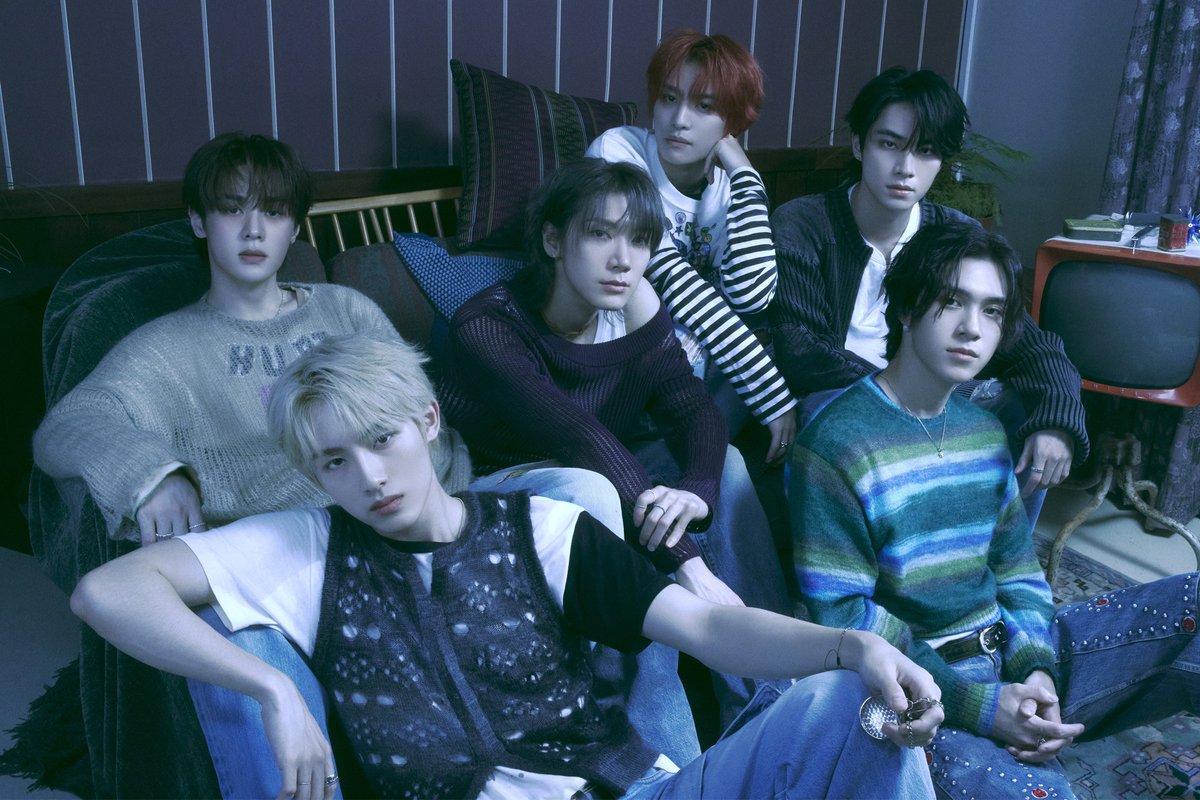 7eavenlyy's tweet photo. always so eternally grateful for On My Youth era, we got wayv's second full album filled with great songs and our 6 shining visions together (for the last time) 🤍 https://t.co/EMdPwVDizE