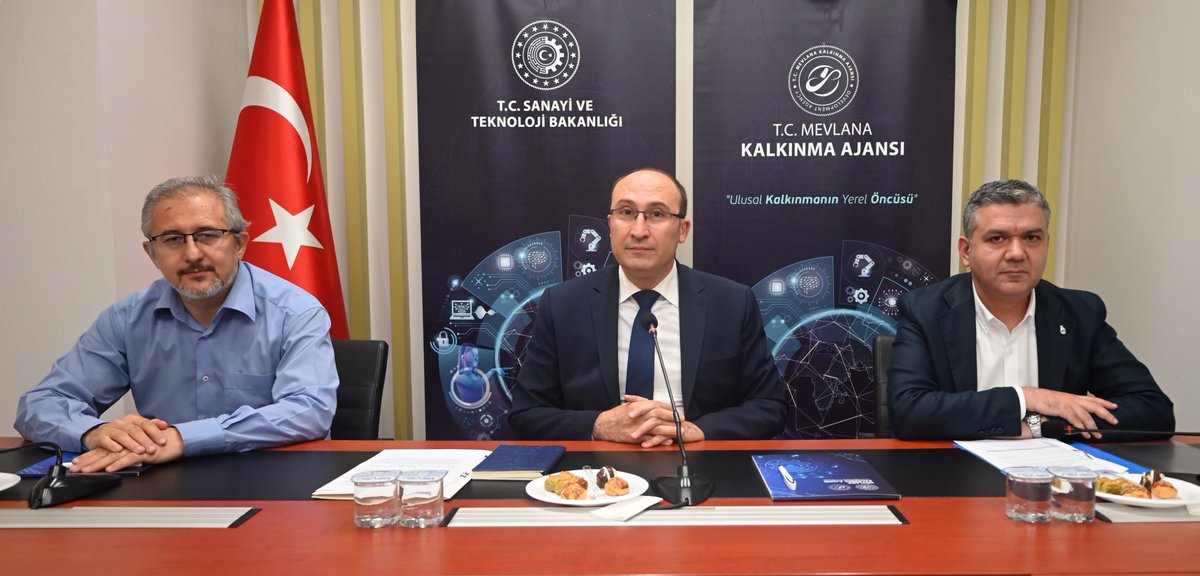 KonyadaYatirim's tweet photo. Bölgesel kalkınma vizyonu doğrultusunda @TCSanayi @KalkinmaAjansGM koordinasyonunda yürütülen Yerel Kalkınma Hamlesi Teşvik Programı kapsamında paydaşlarımızın katılımıyla 2027 yılı Konya ili yatırım konularının belirlenmesine yönelik istişare toplantısı gerçekleştirildi. https://t.co/7OZcHj4lxv