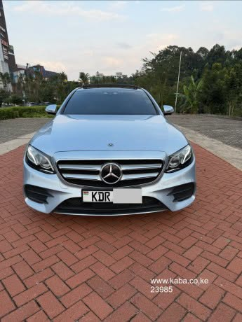 KabaKenya's tweet photo. What comes to mind when you hear "Mercedes-Benz"?
Luxury. Comfort. Performance. Timeless style.
This stunning Mercedes-Benz is now available on our website.Visit our website to view more details and connect with the seller.
#mercedesbenz  #carbazaar https://t.co/0YrxTGKiXj