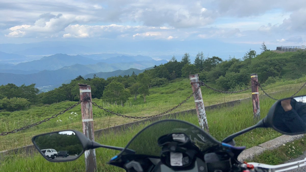 come_A34's tweet photo. ビーナスライン来てるけど虫がすごいから帰る😭 https://t.co/NYizxDHH5k