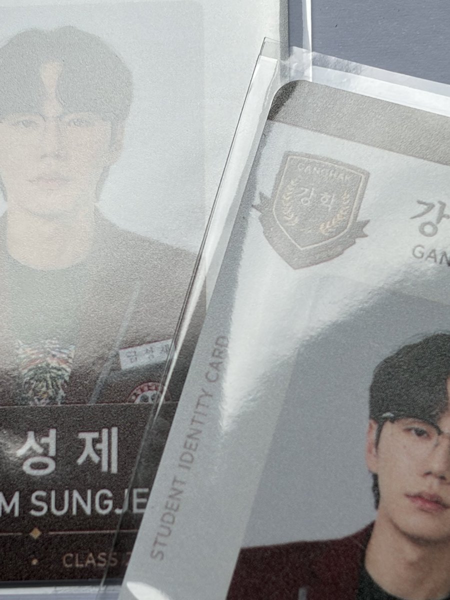 Juuuuniii's tweet photo. {강학성제 학생증 나눔˚ෆ*₊}
•rt+하트+팔로우+댓글 하신 분 대상 ((나눔 끝나고 바로 팔취하시면 앞으로 나눔안열어요 ㅜ.ㅜ
•총2분
•당첨자 발표:7/11토
완전 이뽀니 강학성제 증사에요.. ❤︎ 데려가세요>//<
#이준영 #금성제 #성제 https://t.co/B7Vql6Auja