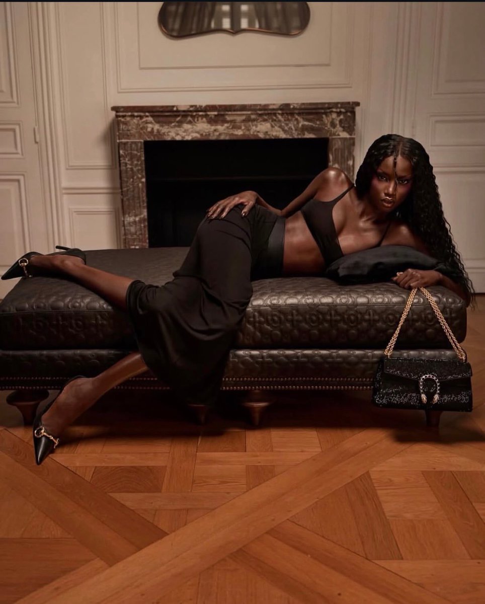 anokyaiarchive's tweet photo. Anok Yai stuns in new photos https://t.co/dM4hvn1hAv