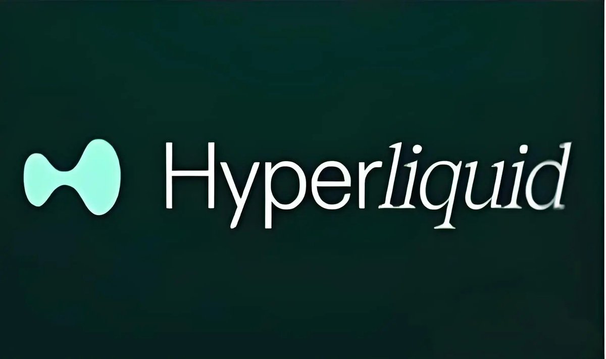 HYPERDailyTK's tweet photo. Lighter had to commit a huge amount of LIT tokens as rewards and incentives to become Robinhood’s official perps partner — basically paying upfront for distribution.

Hyperliquid? VALR (Africa’s largest crypto exchange) simply integrated Hyperliquid’s permissionless infrastructure using builder codes. No tokens paid, no heavy commitments

One buys access. The other gets chosen because the tech is open and superior.

Hyperliquid.