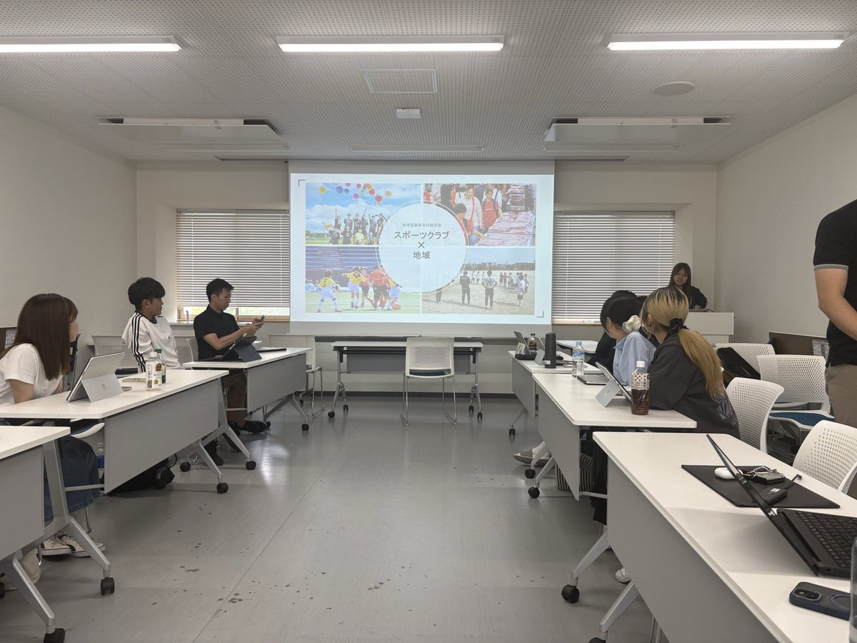fckariya_staff's tweet photo. ◤ホームタウン活動◢#FC刈谷 #fckariya
愛知教育大学×FC刈谷「地域協働教育体験活動」の今年度の全日程終了しました✨
熱心に取り組んでくださった学生の皆さんをはじめ関係者の皆様ありがとうございました！
▶️https://t.co/OWBvuk2vDk https://t.co/fUf3KUc0NP