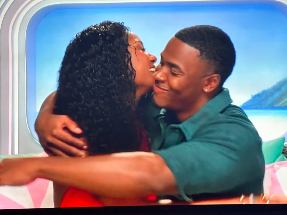 Iam_sistabibi's tweet photo. Let’s not lie 

This was the cutest moment so far this season.
 I love me some KC and Titi  IDC
🤩🤩🤩🤩

Make sure u lock in those votes for them 💃🏽
#loveislandUSA https://t.co/uk6dqBXfik