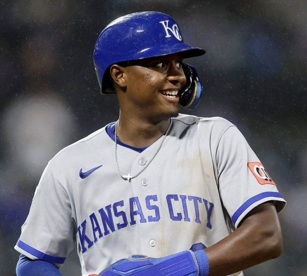JustBB_Media's tweet photo. The Royals offense the last two days:

31 runs | 41 hits | 6 HR

They’re just the 4th team since 2004 with more than 30 runs and 40 hits in a 2-game span! 👑 https://t.co/XWIqy5Hop1
