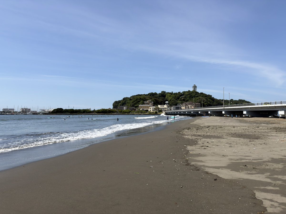 KAILOA_SURF's tweet photo. 江ノ島水族館前から鵠沼
2026/07/08 am6:30

波は胸くらい

サーフィン楽しめていました🐳

サーフィンスクール予約受付中
https://t.co/D1NZ9H7aDb

https://t.co/NuMZSPXvHG

#湘南 #江ノ島 #サーフィン #サーフィンスクール https://t.co/JXWHDp5SFD