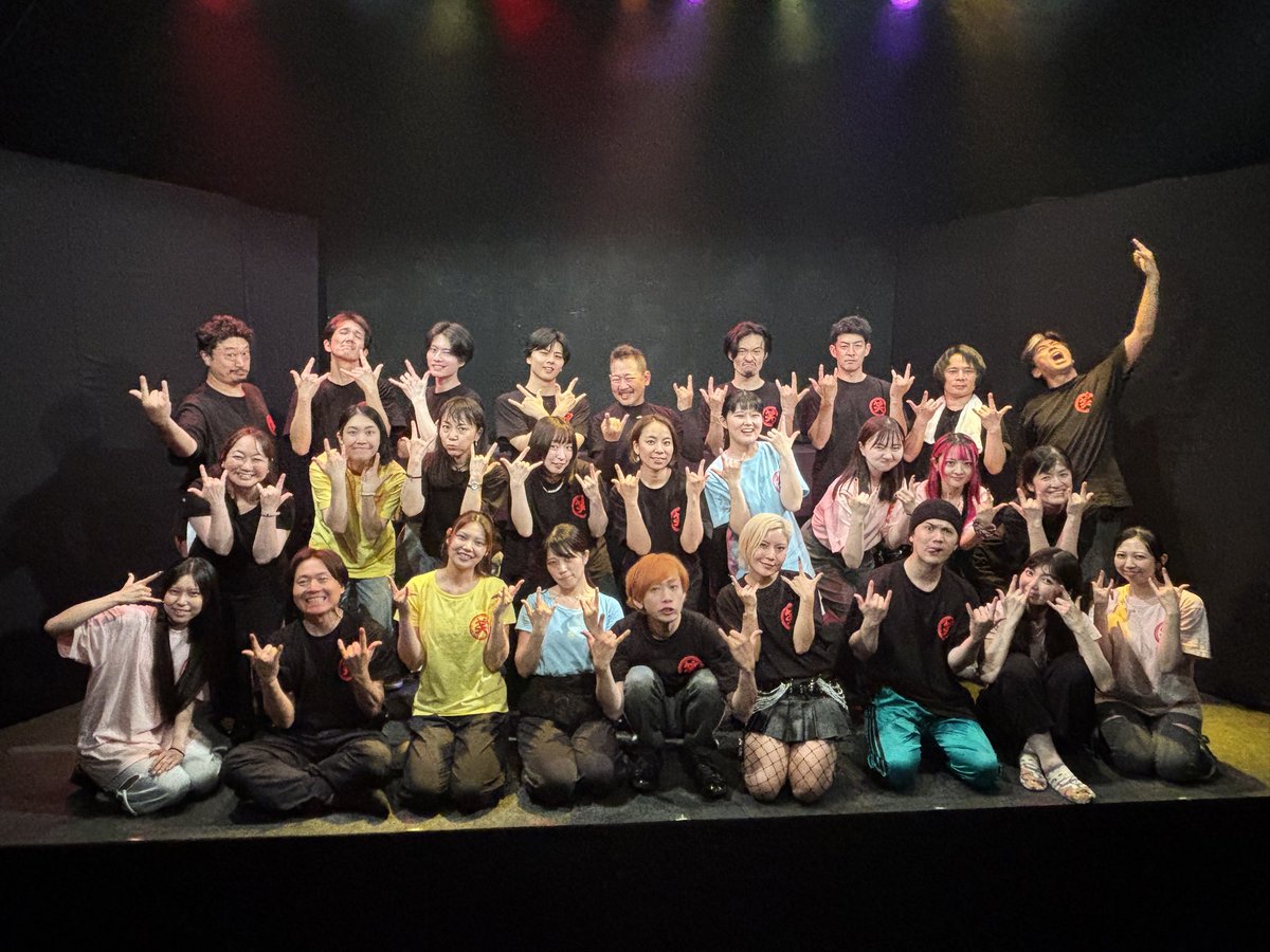 hamana_kaorin's tweet photo. 舞台 #ラーメンロック 全ての公演が終了しました🌸久しぶりの舞台。毎回少しずつ違うものを受け取って、自分が届けるものも少しずつ違っていて、ラストに向かって全員で作り上げていくという感覚がとっても楽しかったです。また舞台も出たいなぁ😊ご観劇誠にありがとうございました🙇‍ https://t.co/cFRCiiJJDY