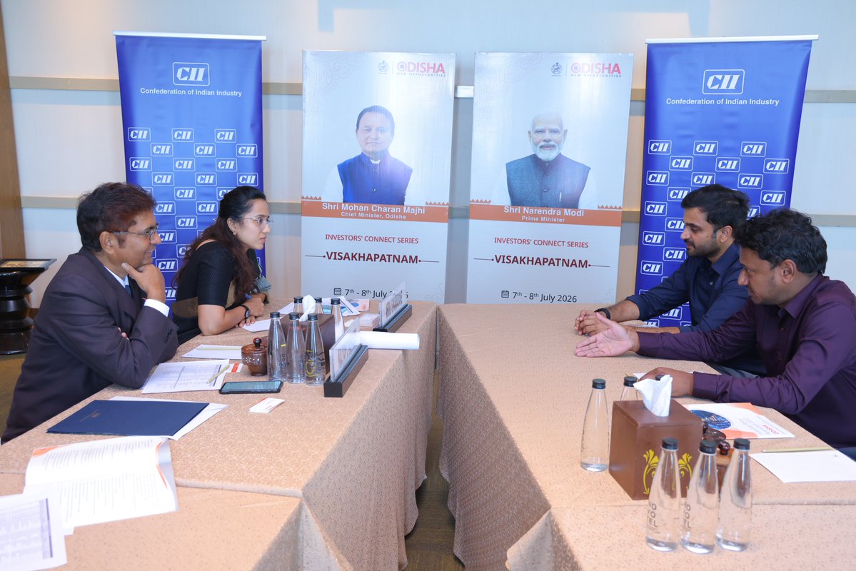 InvestInOdisha's tweet photo. The Investors' Connect series in Visakhapatnam, led by Smt. Aboli Sunil Naravane, MD, IPICOL, featured one-to-one meetings with industry leaders across pharma, food processing, metals, IT/ITeS, biotechnology and more, showcasing Odisha's investment opportunities.
#InvestInOdisha https://t.co/VwEVxgJ0IL