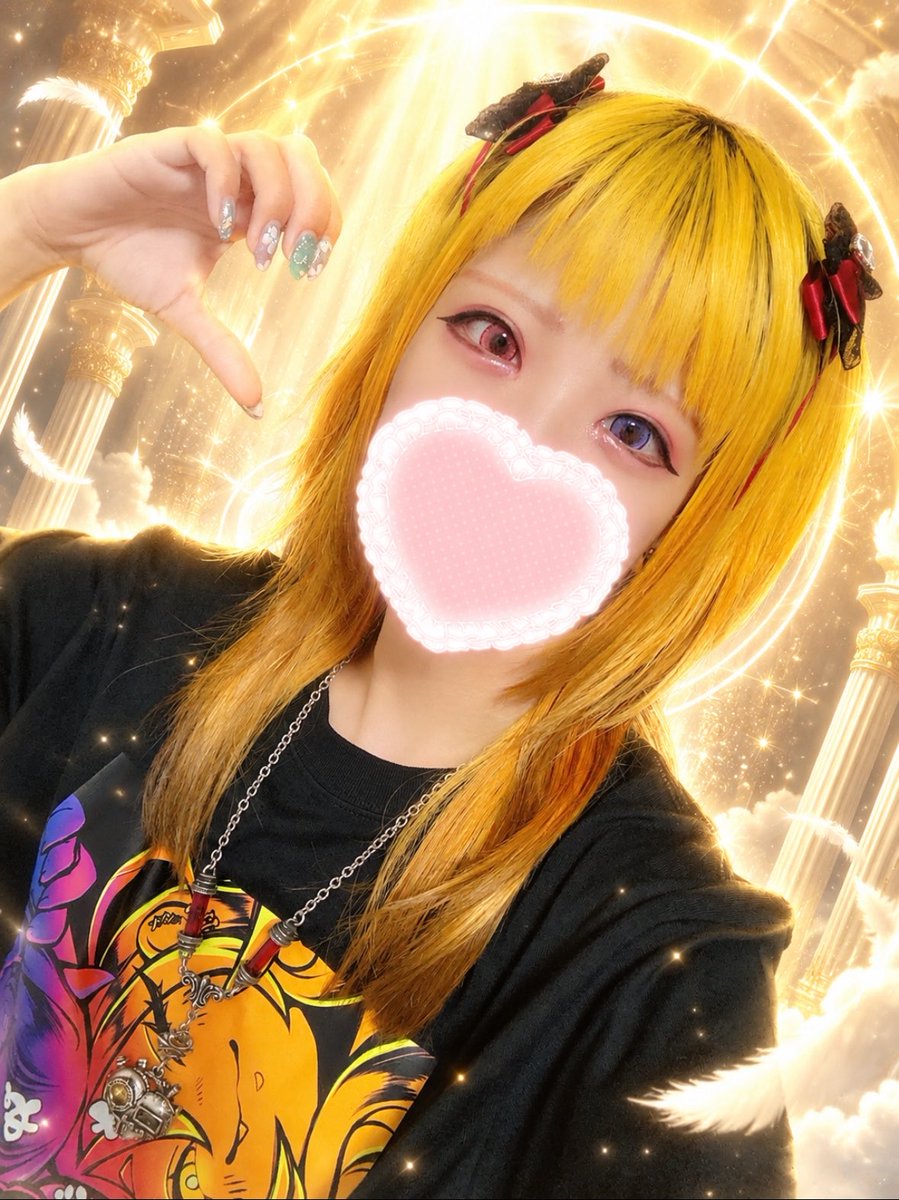 zaaaaa_ko's tweet photo. 髪色美輪さんって言われるので
神々しく加工しました
待ち受けにしていいよ https://t.co/9pAkPcWm8z